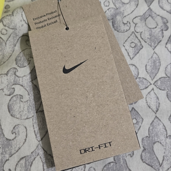 Brazil 22/23 Nike Vapor Match Soccer Jersey Men's Size Large - Picture 8 of 9